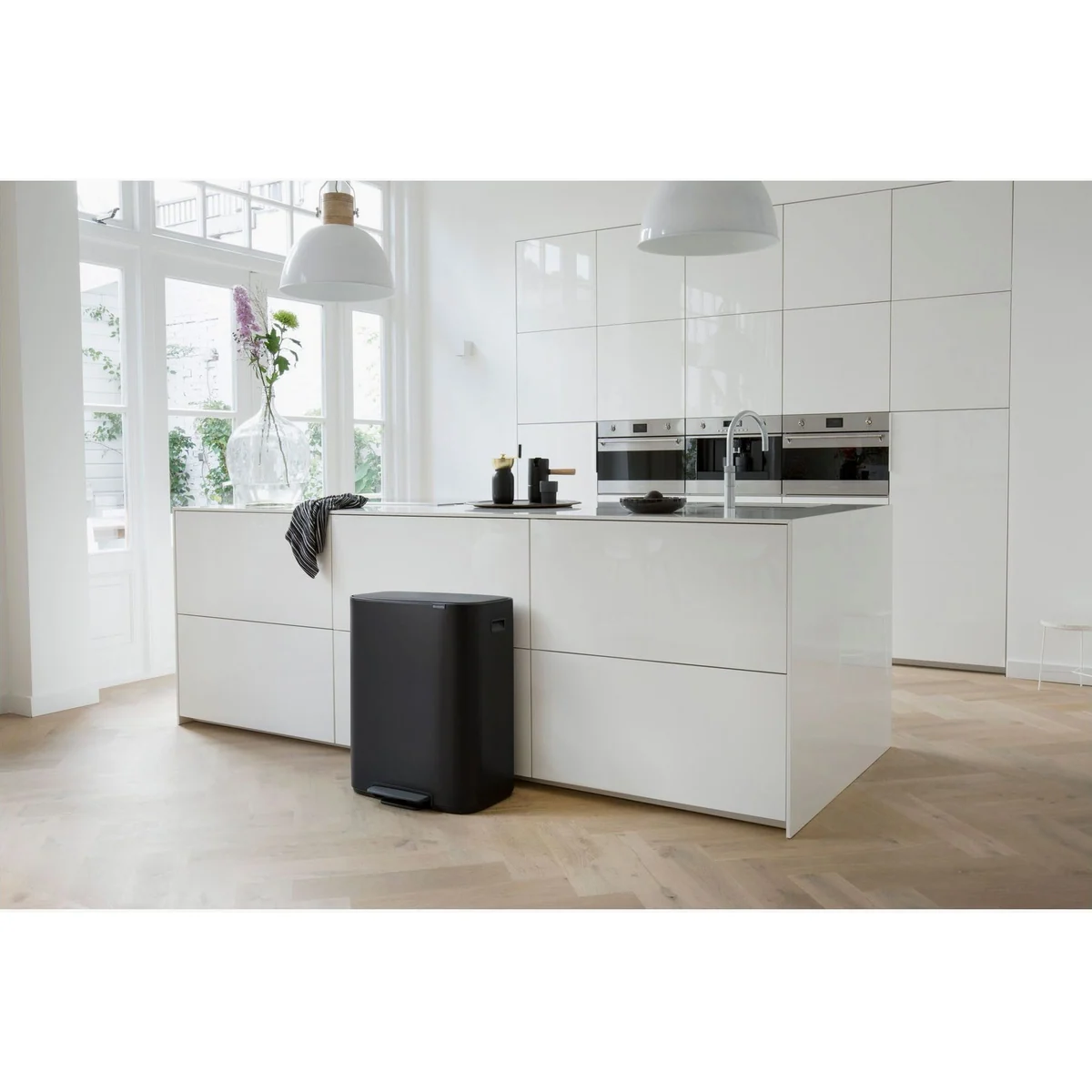 Brabantia Bo Treteimer, 2 x 30L, hygienische Pedalbedienung, sanft schließend 2