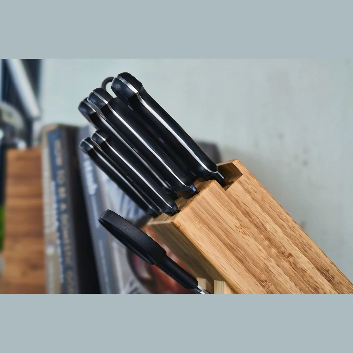 ZWILLING TWIN Chef 2 Messerblock, 5 Messer + Schere + Wetzstahl, Bambus 4