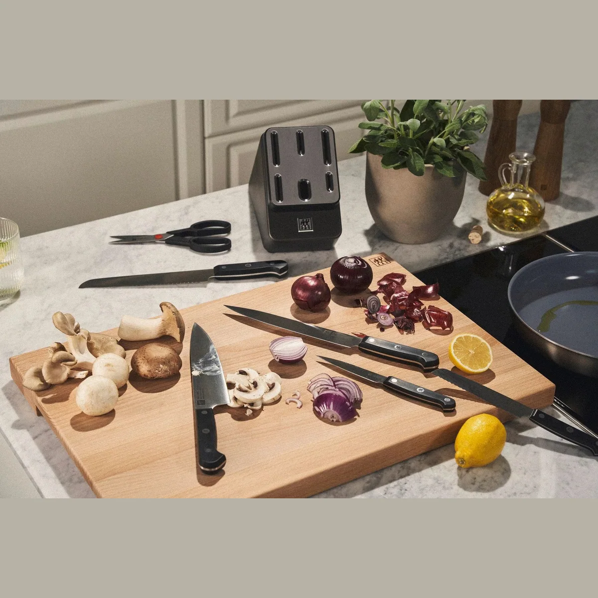 ZWILLING Gourmet Messerblock (7tlg), selbstschärfend, Made in Germany 3